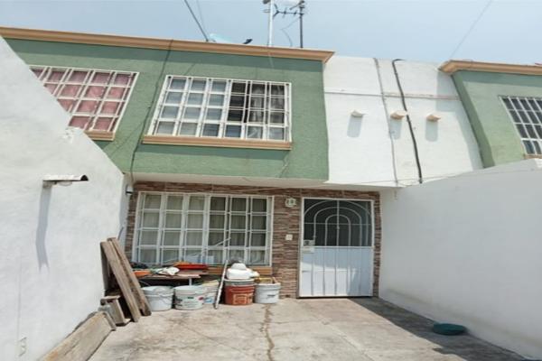 Foto de inmueble en Calle Bosques de los Cedros #s/n, Col. Margarito F. Ayala C.P. 55764, Tecámac