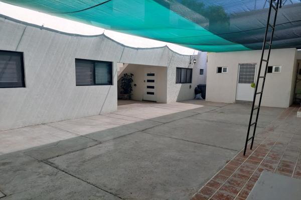 Foto de inmueble en CALLE PEÑUÑURI #s/n, Col. Centro Sct Querétaro C.P. 76008, Querétaro