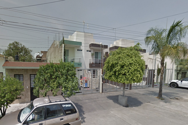 Foto de inmueble en Isla Izaro #s/n, Col. Villa Vicente Guerrero C.P. 44987, Guadalajara