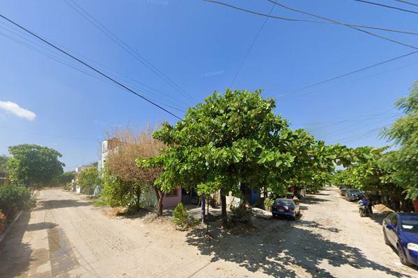 Foto de inmueble en  Paseo del Eucalipto 40 #40, Col. San Francisco de La Soledad C.P. 45424, Tonalá
