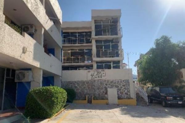Foto de inmueble en Avenida Cuauhtémoc #s/n, Col. Marroquín C.P. 39640, Acapulco de Juárez