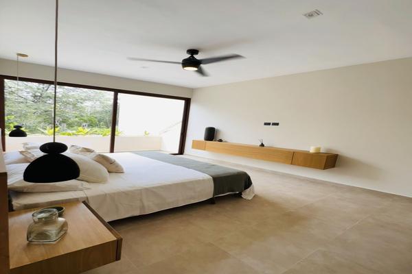 Foto de inmueble en 5GV6+QHH, Col. Ya Ax Tulum C.P. 77762, Tulum