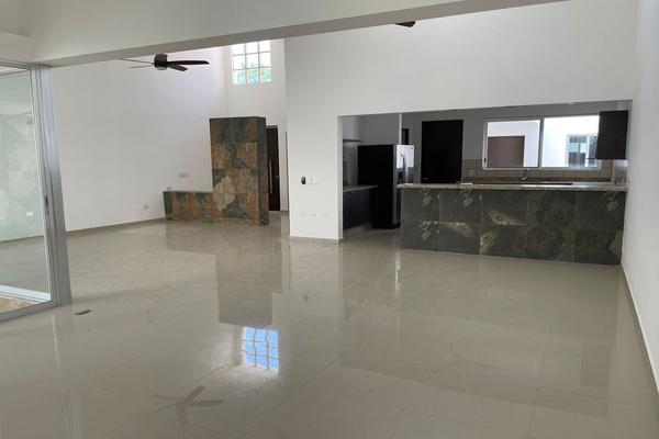 Foto de inmueble en 6, Col. Montebello C.P. 97113, Mérida