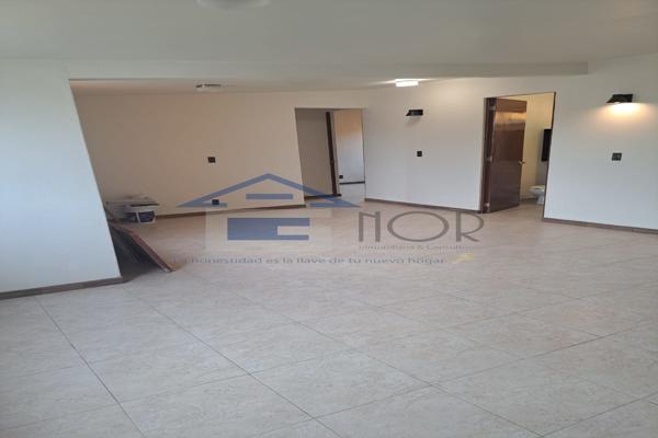 Foto de inmueble en Iris, Coapa, Jardines de Coyoacán, Ciudad de México, CDMX #s/n, Col. Jardines de Coyoacán C.P. 04890, Coyoacán