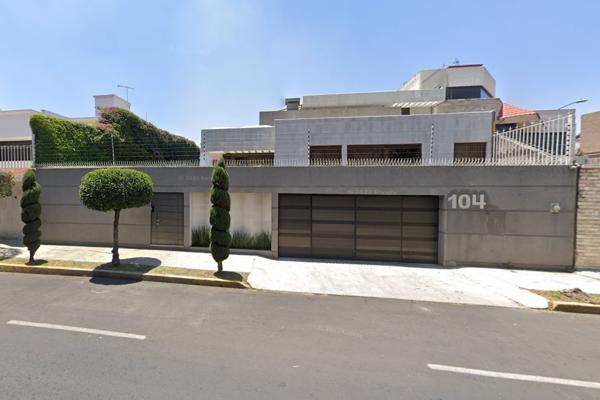 Foto de inmueble en Paseo de los Naranjos, Col. Paseos de Taxqueña C.P. 04250, Coyoacán