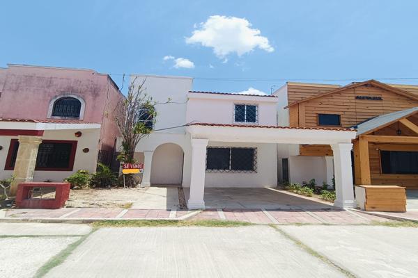 Foto de inmueble en Avenida Andrés García Lavín #250, Col. San Antonio Cucul C.P. 97116, Mérida