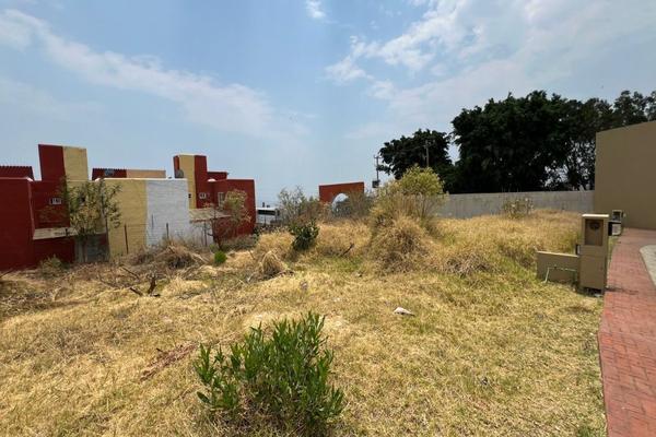Foto de inmueble en 62130, Col. Ahuatlán Tzompantle C.P. 62130, Cuernavaca