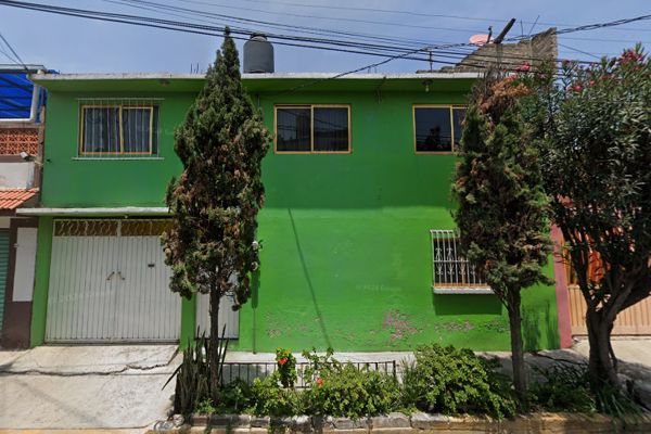 Foto de inmueble en Calle Azucena 16 #16, Col. Tamaulipas C.P. 57300, Nezahualcóyotl