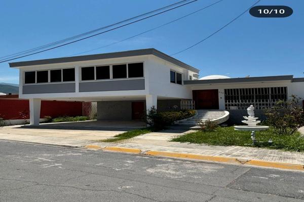 Foto de inmueble en CONTRY PRIMER SECTOR #233, Col. Contry C.P. 64860, Monterrey