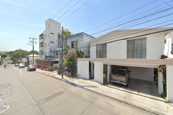 Foto de inmueble en Calle Francita, PETROLERA, TAMPICO, TAMPS., Col. Tampico Centro C.P. 89000, Tampico