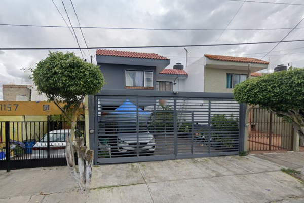 Foto de inmueble en Ronces Valles 1163, Col. Colinas Del Rey C.P. 45130, Zapopan