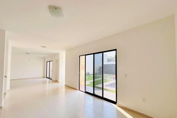 Foto de inmueble en Paseo de los Burgos S/N #s/nInt. 2, Col. Burgos C.P. 62584, Temixco