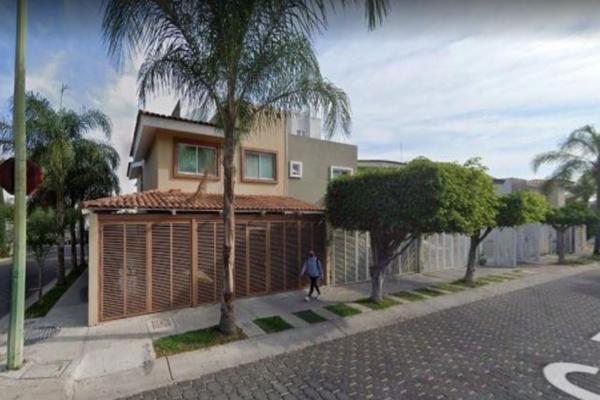 Foto de inmueble en Calle Rinconada del Camichín  #1921, Col. Colinas Del Rey C.P. 45130, Zapopan