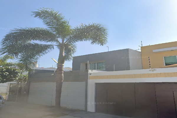 Foto de inmueble en Calle Agata, Col. Esmeralda C.P. 28017, Colima