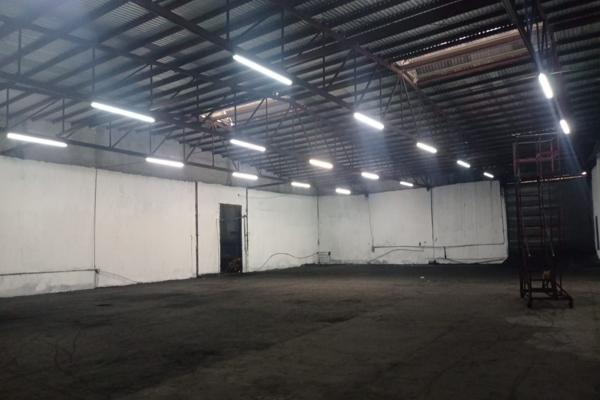Foto de inmueble en Bodega de 2000 m2 en Renta en Escobedo, Col. San Jose de los Sauces C.P. 66053, General Escobedo