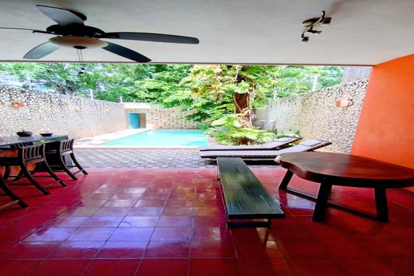 Foto de inmueble en C. 78, Centro, 97000 Mérida, Yuc., Col. Jardines de San Sebastian C.P. 97000, Mérida
