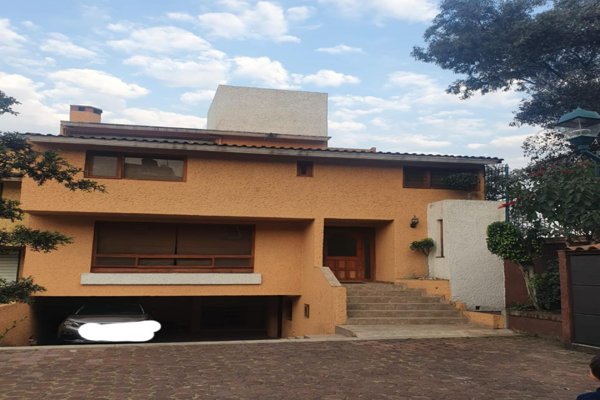 Foto de inmueble en Corregidora  #35, Col. Miguel Hidalgo 2A Sección C.P. 14250, Tlalpan