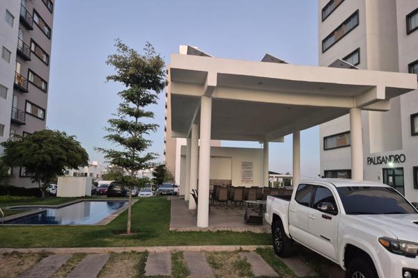 Foto de inmueble en P.º de la Cañada Sur 44, Colinas del Rey, 45130 Zapopan, Jal. #44, Col. Colinas Del Rey C.P. 45130, Zapopan