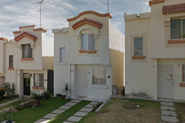 Foto de inmueble en Calle Río Acaponeta, Col. Rinconada de San Lorenzo C.P. 45410, Tonalá