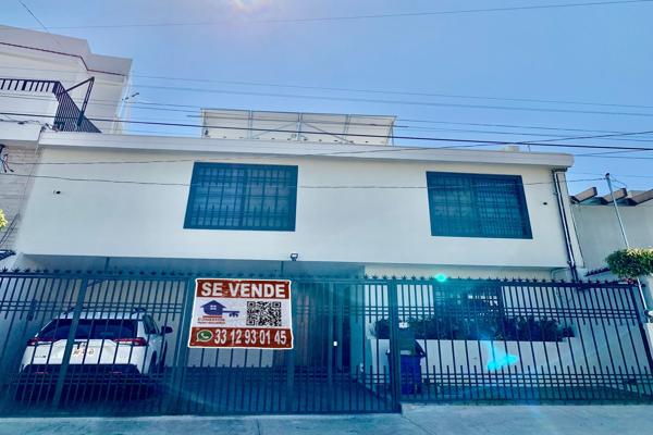 Foto de inmueble en C. Osa Mayor 5093, La Calma, 45070 Zapopan, Jal. #5093, Col. La Calma C.P. 45070, Zapopan