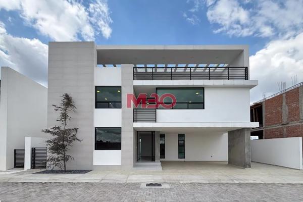 Foto de inmueble en PASEO SAN ISIDRO #s/n, Col. Metepec Centro C.P. 52140, Metepec