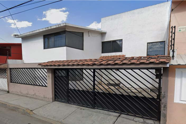 Foto de inmueble en Calle Independencia #710-2 C, Col. San Lorenzo Tepaltitlán Centro C.P. 50010, Toluca