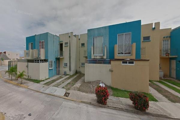 Foto de inmueble en Puerto, Col. Las Gaviotas II C.P. 96536, Coatzacoalcos