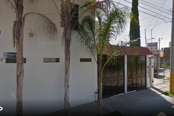 Foto de inmueble en Avenida Oxígeno #1218, Col. El Condado Plus C.P. 37218, León