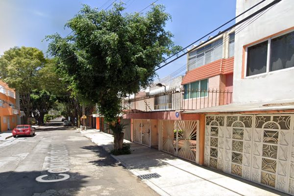 Foto de inmueble en Conmutador 152, Amp Sinatel, Iztapalapa, 09479 Ciudad de México, CDMX #152, Col. Ampliación Sinatel C.P. 09479, Iztapalapa