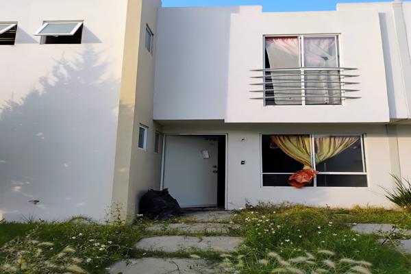 Foto de inmueble en 6a Cerrada Boulevard Miguel Hidalgo, Col. Fuentes de Tizayuca C.P. 43816, Tizayuca