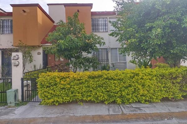 Foto de inmueble en Paseo de la Bondad 2 #27, Col. Paseos de Xochitepec C.P. 62796, Xochitepec