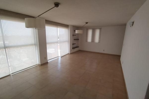Foto de inmueble en Av. hacienda de Lanzarote, Hacienda del Parque, 54769 Cuautitlán Izcalli, Méx. #Mza 16 Lt 14, Col. Bosques del Perinorte C.P. 54769, Cuautitlán Izcalli