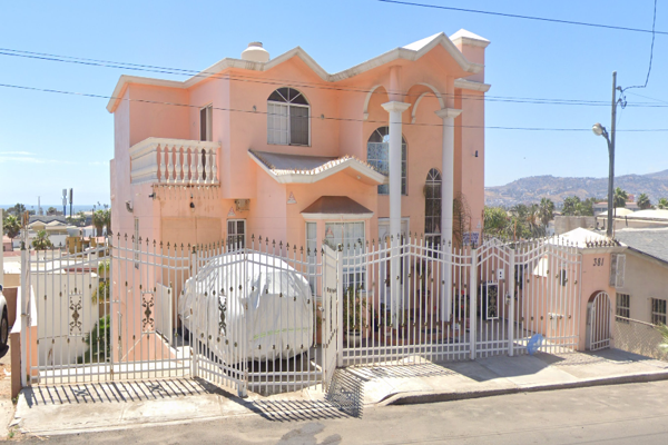 Foto de inmueble en Paseo de las Flores #00Int. 00, Col. Valle Dorado C.P. 22890, Ensenada