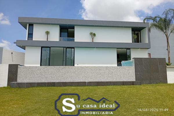 Foto de inmueble en Real de Oaxtepec, 62738 Oaxtepec, Mor., Col. Real de Oaxtepec C.P. 62738, Yautepec
