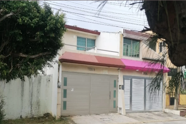 Foto de inmueble en Avenida Bellavista 1126 #1126, Col. Bellavista C.P. 96380, Coatzacoalcos