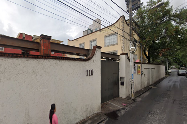 Foto de inmueble en CAMINO REAL  #110, Col. Fuentes de Tepepan C.P. 14643, Tlalpan