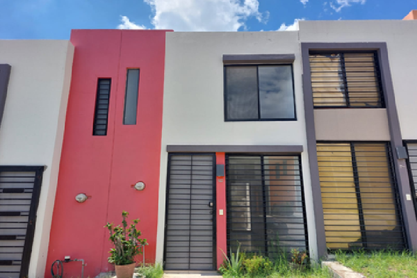 Foto de inmueble en AV VISTA PONIENTE #1133Int. 6, Col. Vista Sur Residencial C.P. 45640, Tlajomulco de Zúñiga