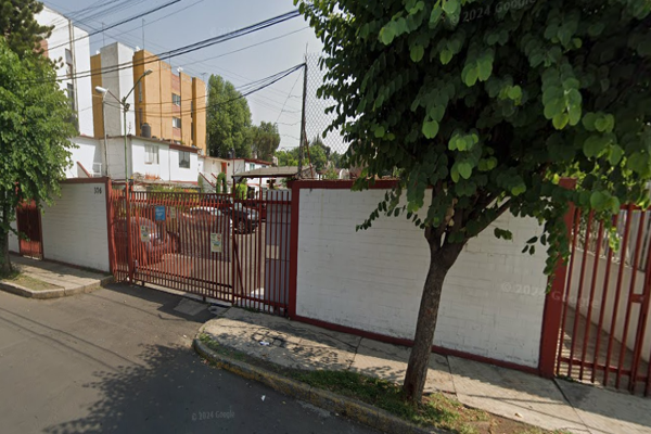 Foto de inmueble en Cine Mexicano 376 #376, Col. El Vergel C.P. 09880, Iztapalapa