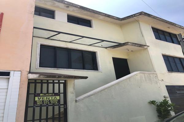 Foto de inmueble en Bernardo Simonin #s/n, Col. Infonavit Vista al Mar C.P. 96529, Coatzacoalcos
