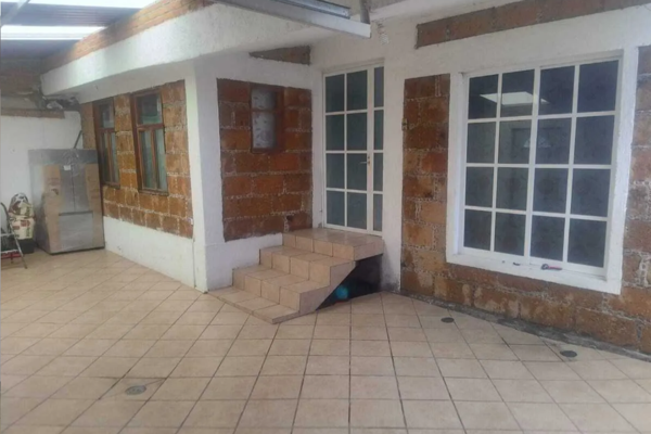 Foto de inmueble en Calle independencia #00, Col. Santa María Totoltepec C.P. 50245, Toluca