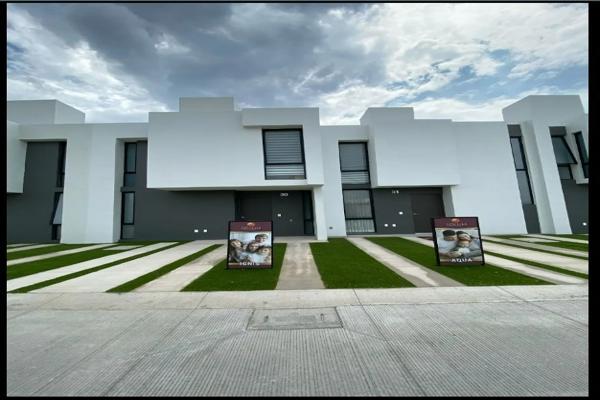 Foto de inmueble en Camino a Agua Amarilla SN, Colonia Ejido Santa Cruz, 45654 Tlajomulco de Zúñiga, Jal. #102Int. 30, Col. Hacienda San Miguel C.P. 45654, Tlajomulco de Zúñiga