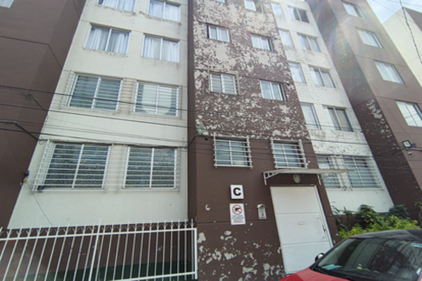 Foto de inmueble en Calle 5, Agrícola Pantitlán, Ciudad de México, CDMX, Col. Agrícola Pantitlan C.P. 08100, Iztacalco