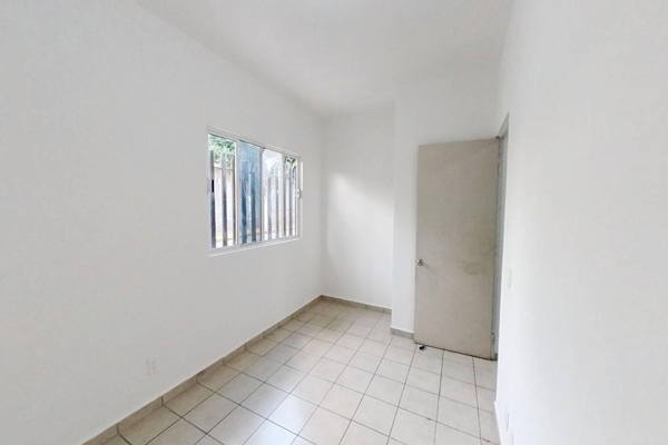 Foto de inmueble en Av Los Angeles #79Int. 01, Col. San Sebastián Tecoloxtitla C.P. 09520, Iztapalapa