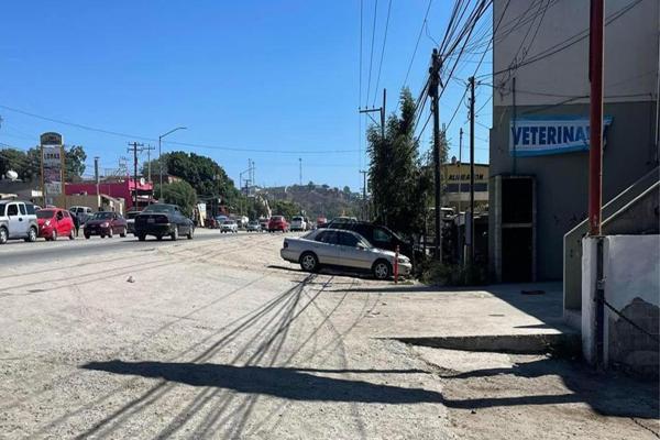 Foto de inmueble en la gloria  #s/n, Col. Quinta Versalles C.P. 22664, Tijuana