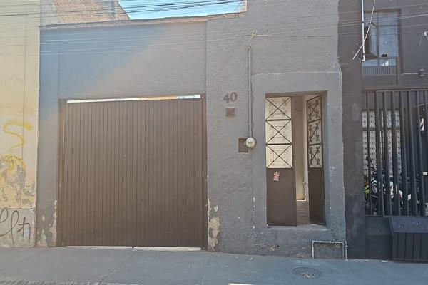 Foto de inmueble en Tonala #40, Col. Tlaquepaque Centro C.P. 45500, San Pedro Tlaquepaque