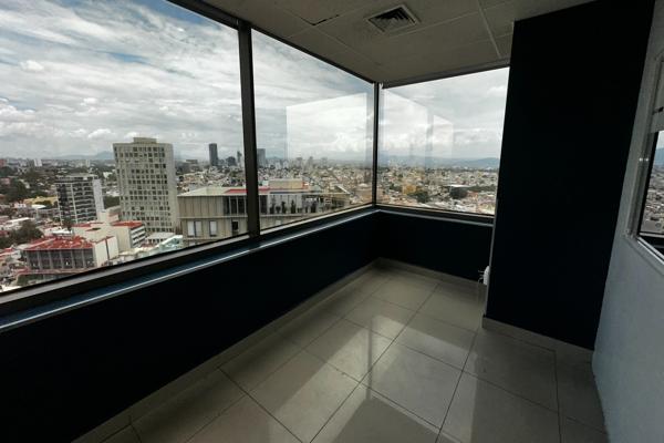 Foto de inmueble en Av. Chapultepec Sur #15, Col Americana, Lafayette, 44600 Guadalajara, Jal. ##15, Col. Americana C.P. 44160, Guadalajara