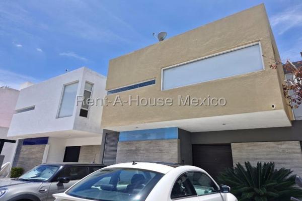 Foto de inmueble en 76146 El Refugio, Qro., Col. Residencial el Refugio C.P. 76146, Querétaro