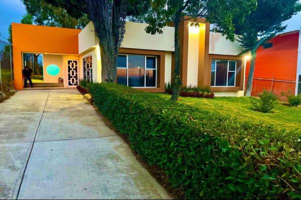 Foto de inmueble en Paseo Izcóatl, Col. Acozac C.P. 56537, Ixtapaluca