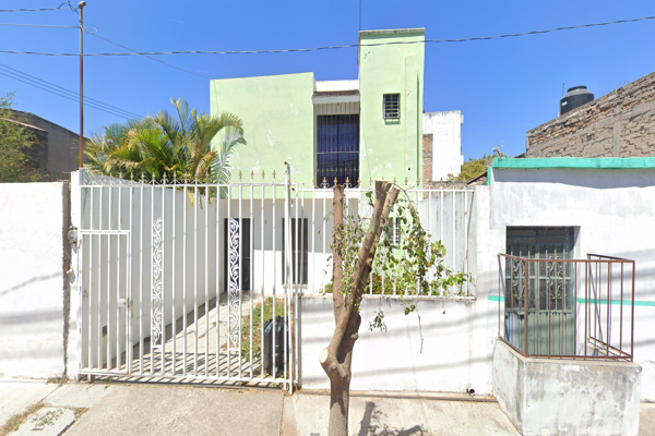 Foto de inmueble en Clavel, Col. Jardines del Valle C.P. 63035, Tepic
