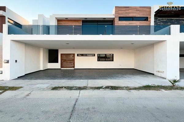 Foto de inmueble en Avenida Óscar Pérez Escobosa 8124 #13, Col. Terranova Plus C.P. 82124, Mazatlán